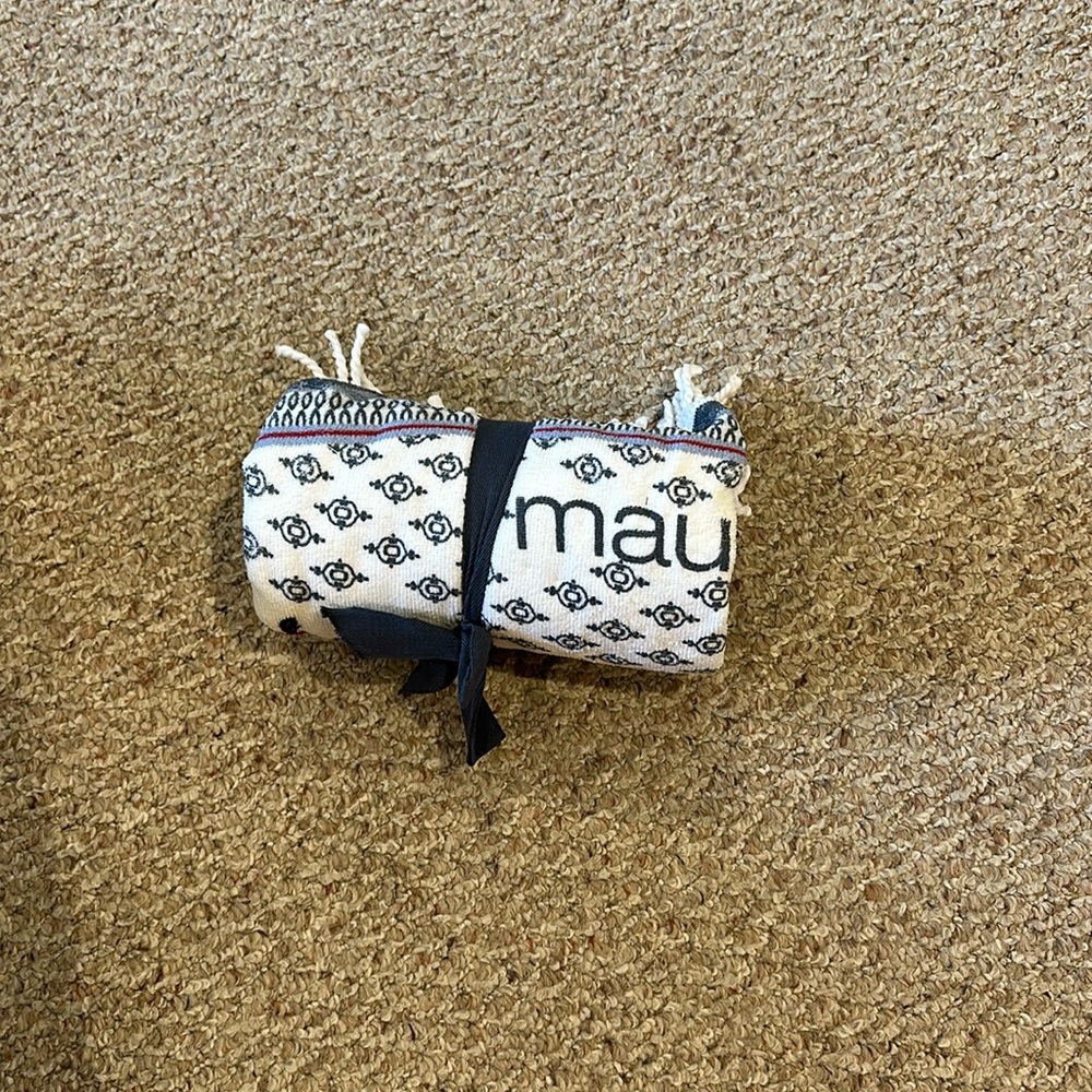 Maurices Blanket/Towel